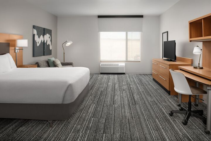 Room 20 of 38