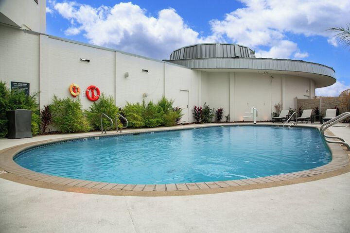 Pool 15 of 97