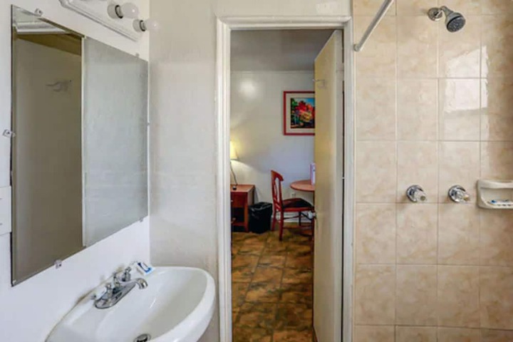 Room 60 of 72