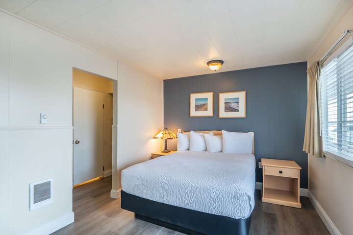 Room 45 of 73