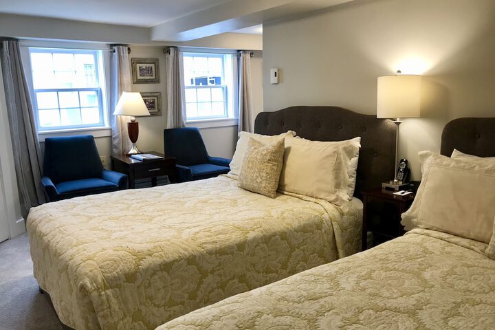 Tattingstone Inn