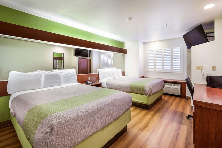 Motel 6 Dixon CA