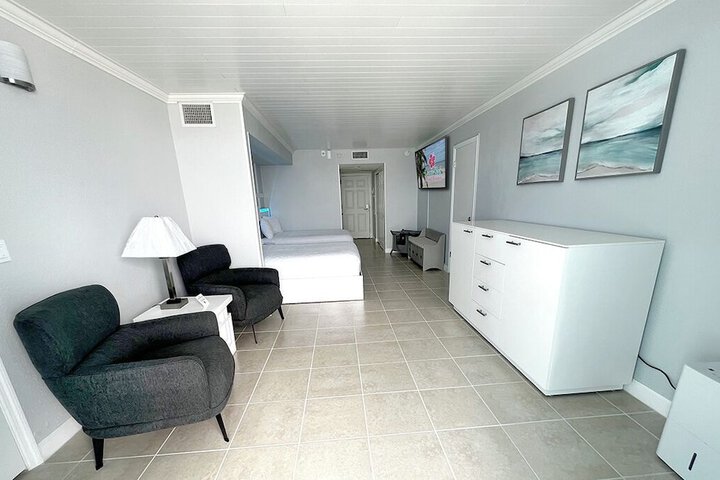 Room 35 of 107