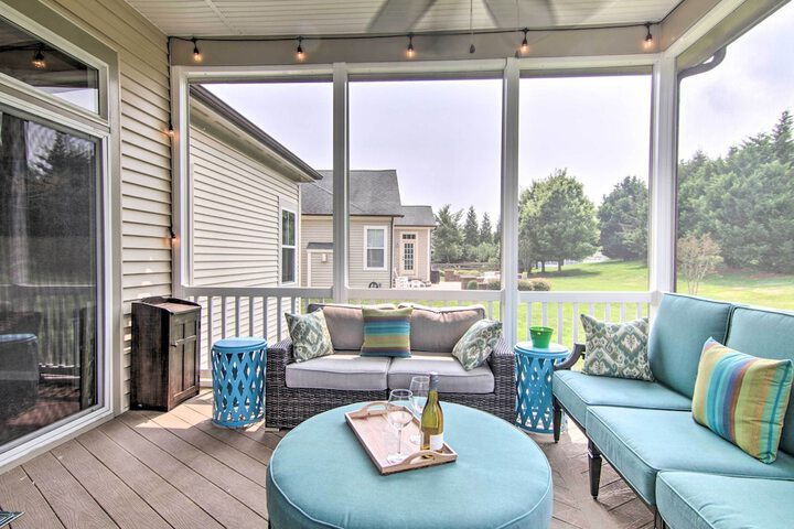 5 Mi to Bethany Beach: Chic Home w / Grill!