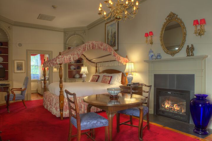 Room 76 of 105