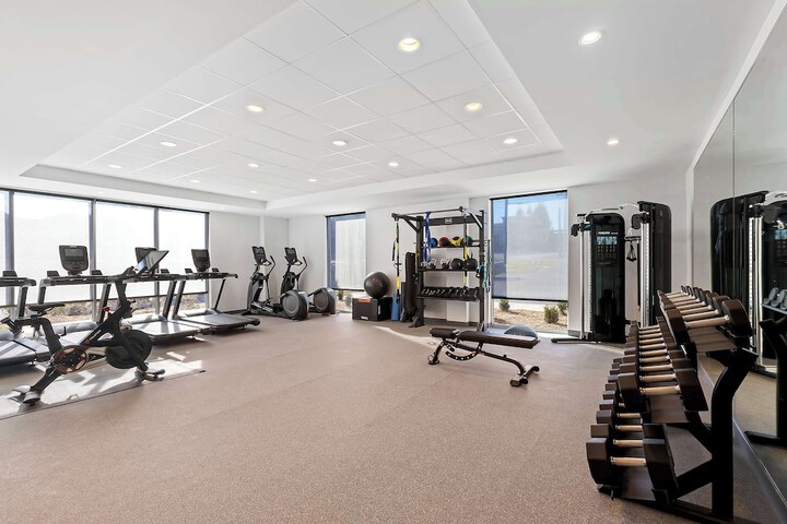 Home2 Suites by Hilton Hendersonville