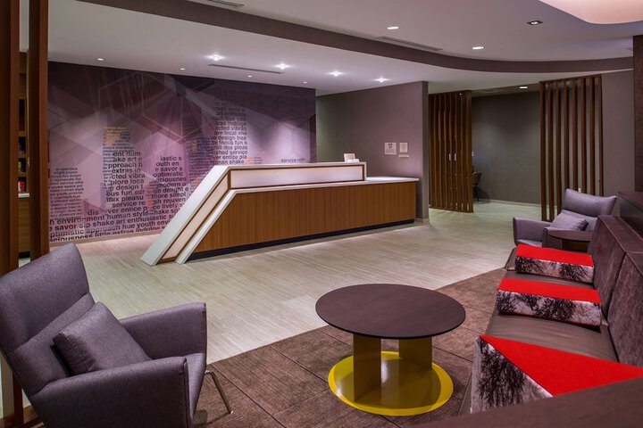 Hotel Interior 10 of 32