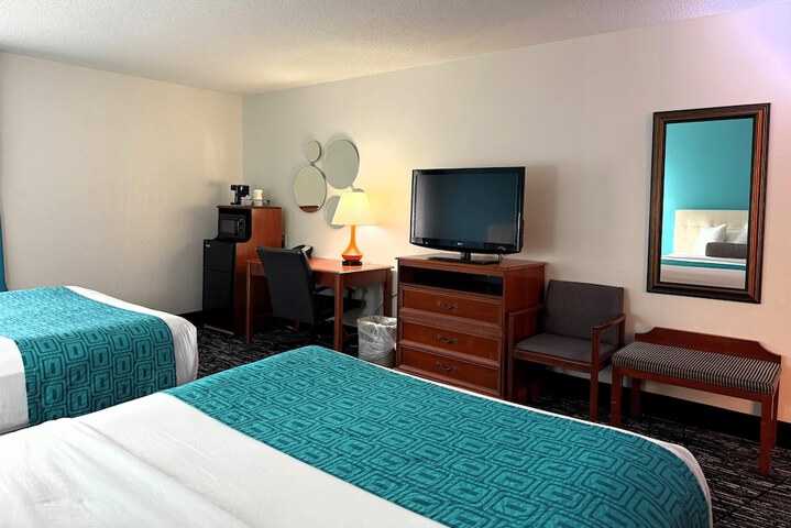 Howard Johnson by Wyndham Evansville East