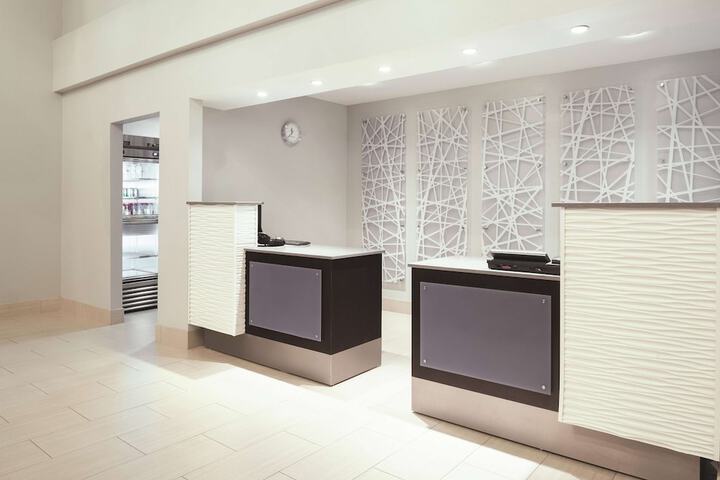 Hotel Interior 11 of 27