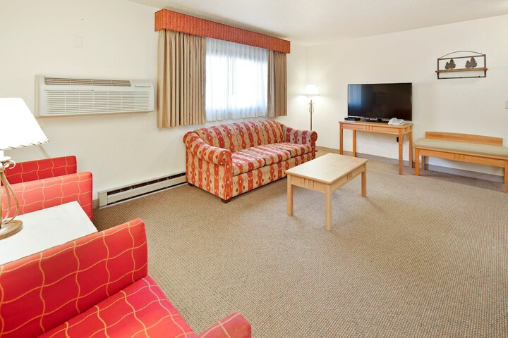 Black Hills Luxury Suites