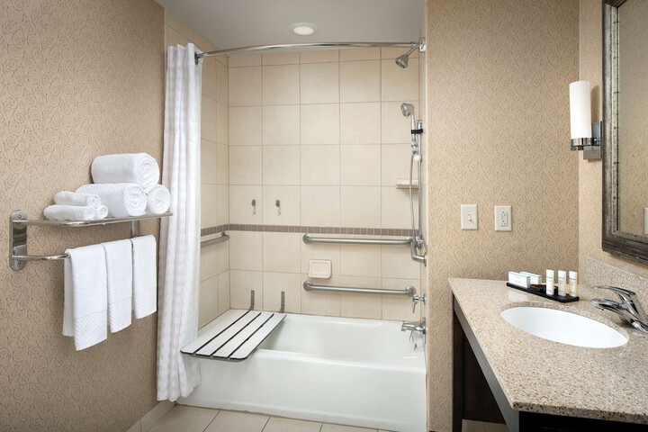 Room 18 of 37
