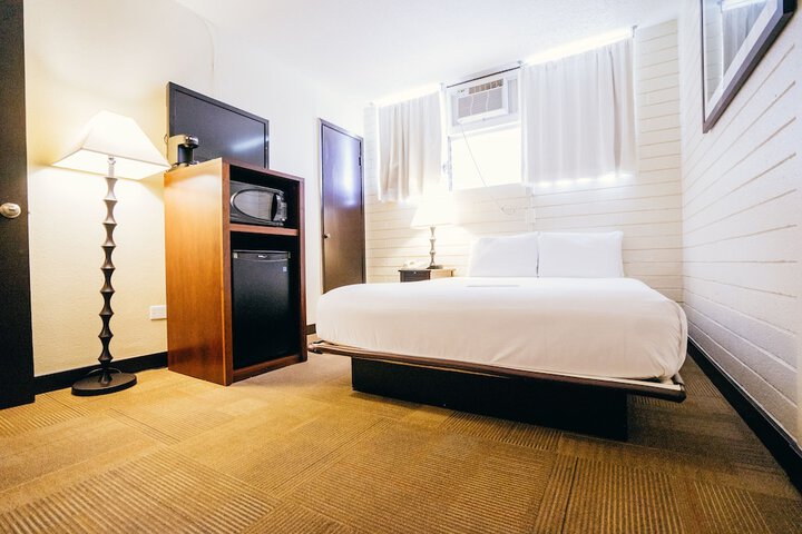 Room 40 of 53