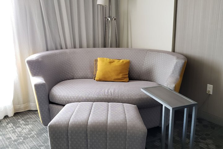 Room 26 of 37