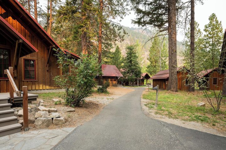 Sleeping Lady Mountain Resort & Spa