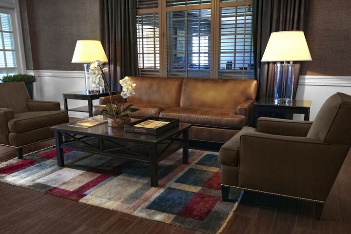 Ethan Allen Hotel