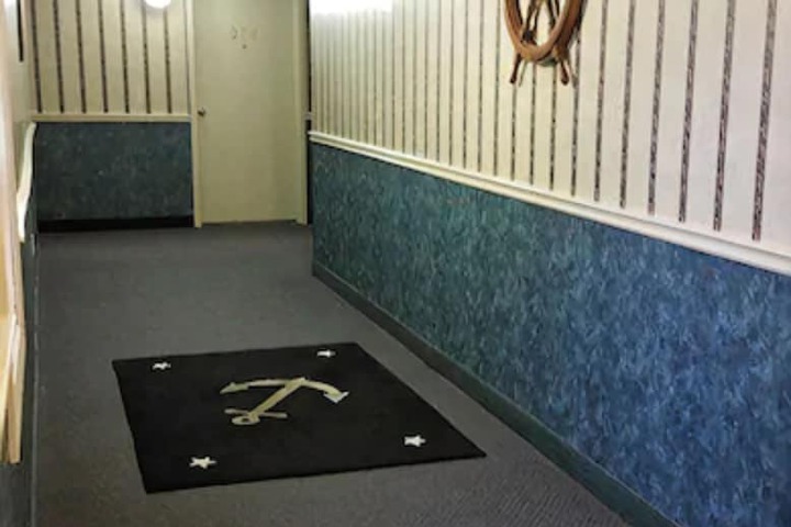 Ballroom/Hall 75 of 82