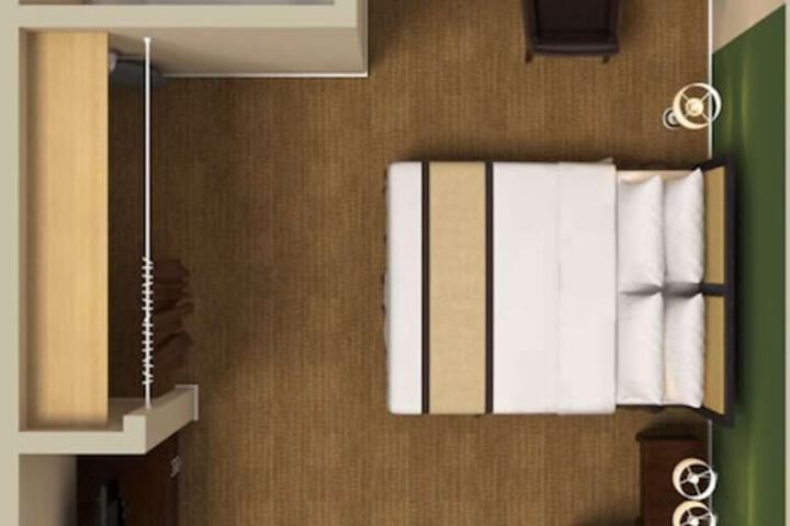 Room 19 of 38