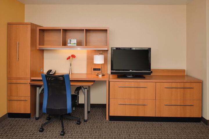 Room 40 of 53