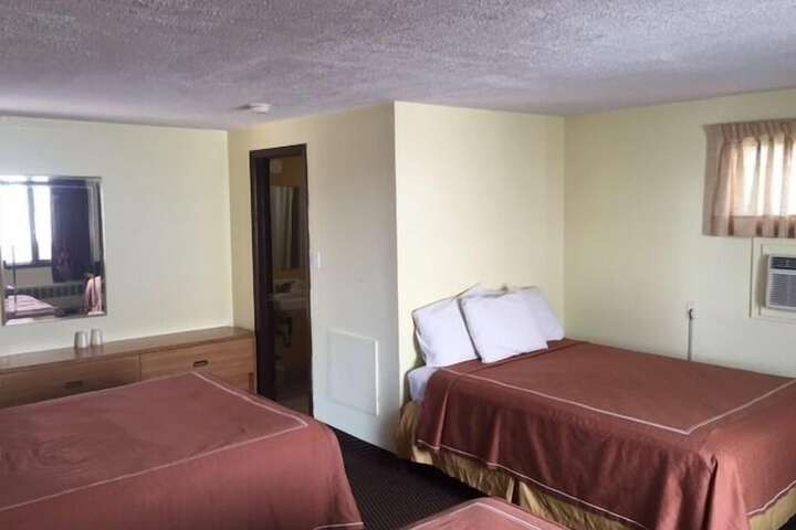 Room 12 of 50