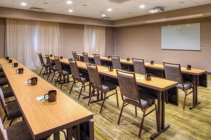 Courtyard by Marriott St. Louis Chesterfield