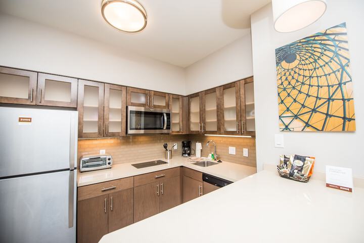 Staybridge Suites Houston - Humble Beltway 8 E by IHG