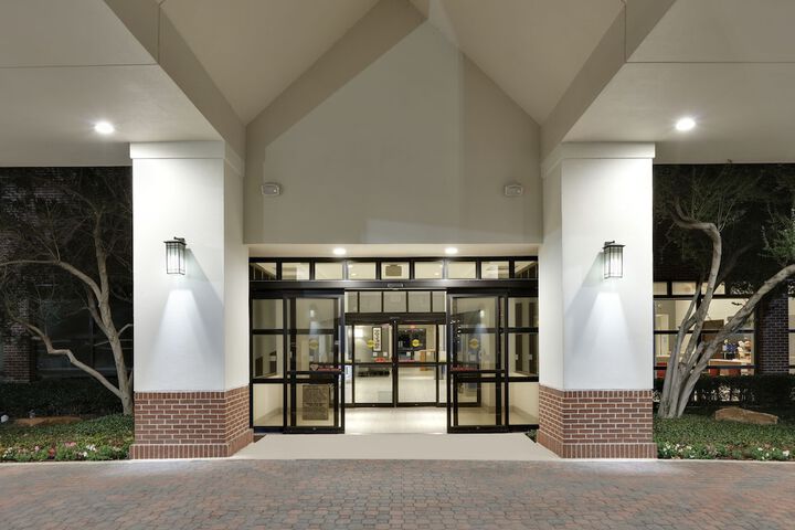Hotel 4 of 42