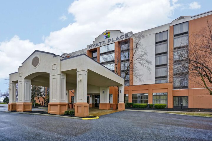 Hotel 2 of 31