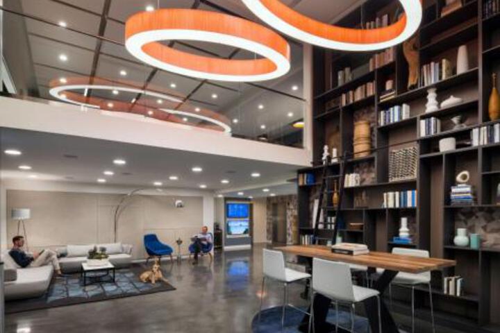 Global Luxury Suites on Folsom Street