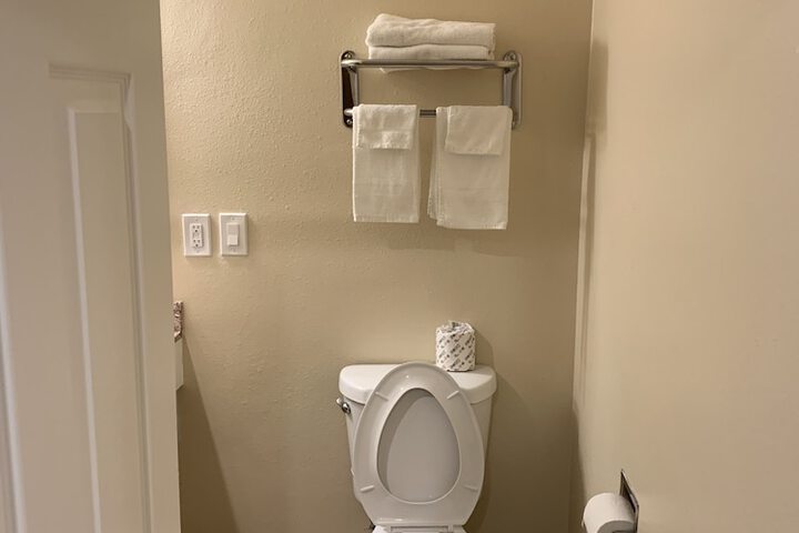 Room 49 of 107