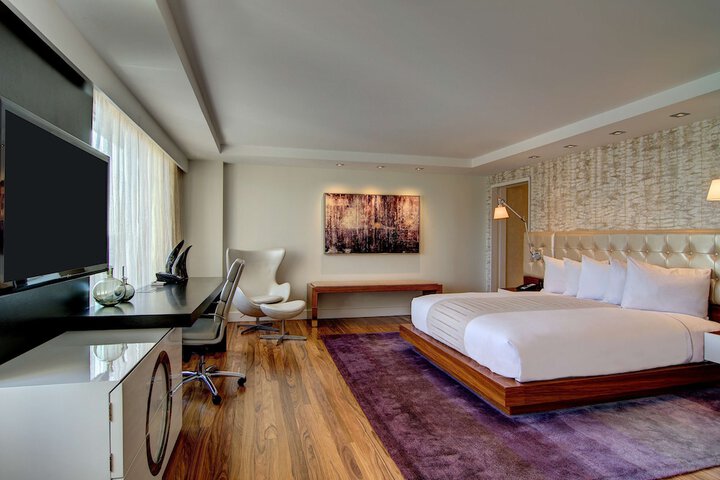 Room 19 of 56