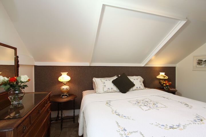 Room 35 of 113