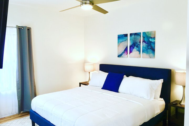 Room 83 of 104