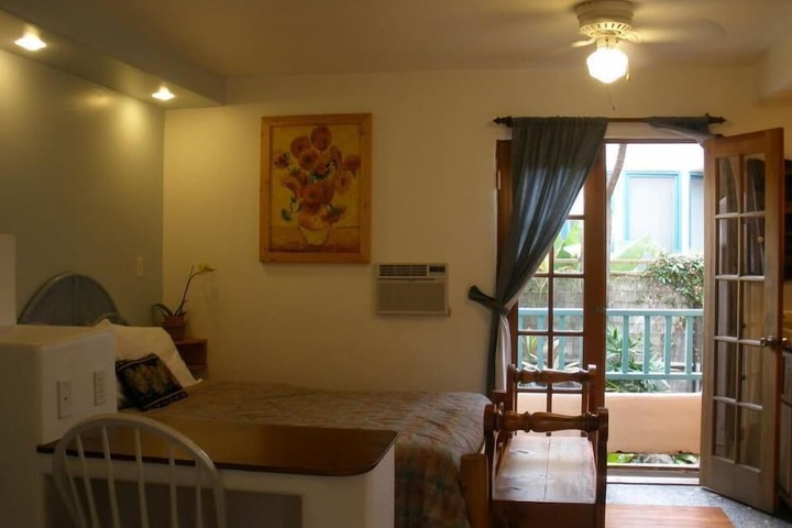 Room 53 of 83