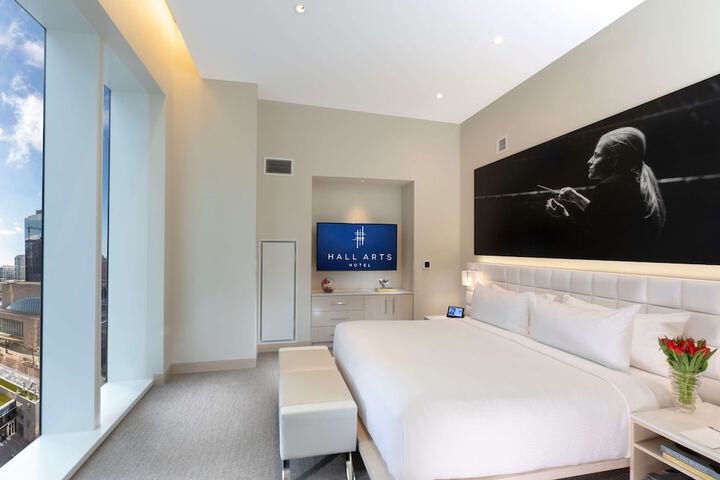 Room 38 of 142