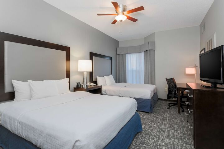 Room 21 of 32
