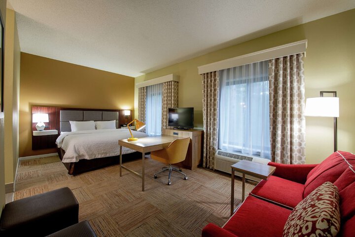 Room 9 of 29