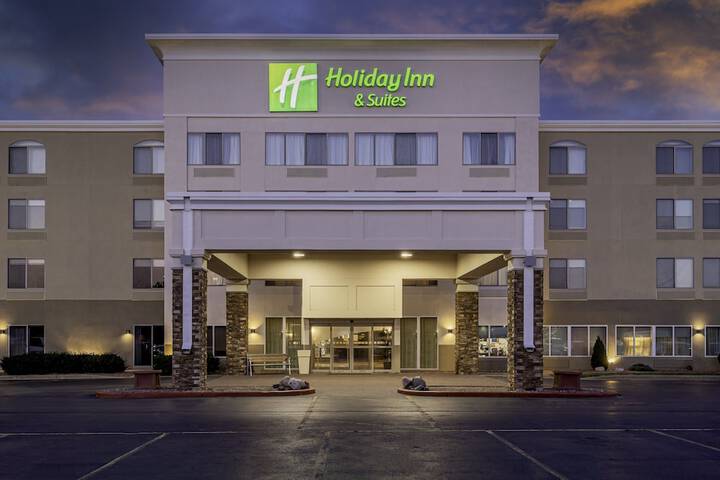 Hotel 4 of 58