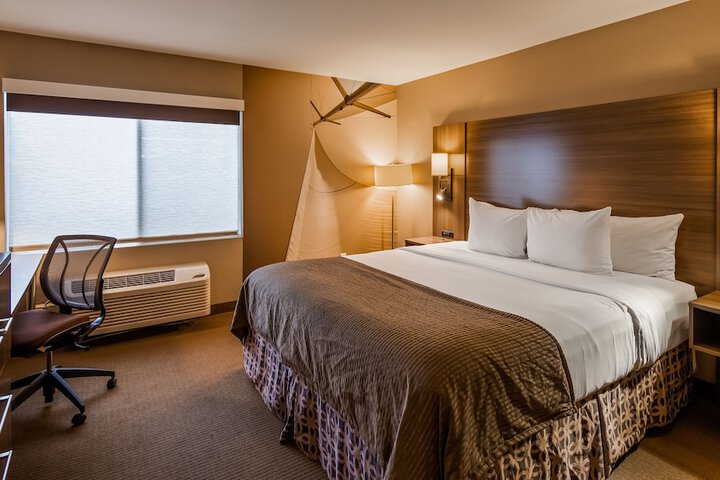 Executive Inn & Suites Embarcadero Cove