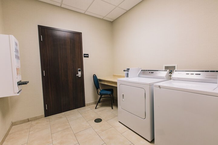 Room 45 of 94