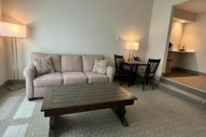Lone Tree Golf Club & Hotel