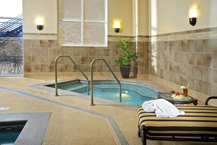 Pool 6 of 85