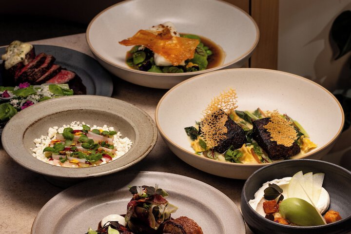 Dining 95 of 138