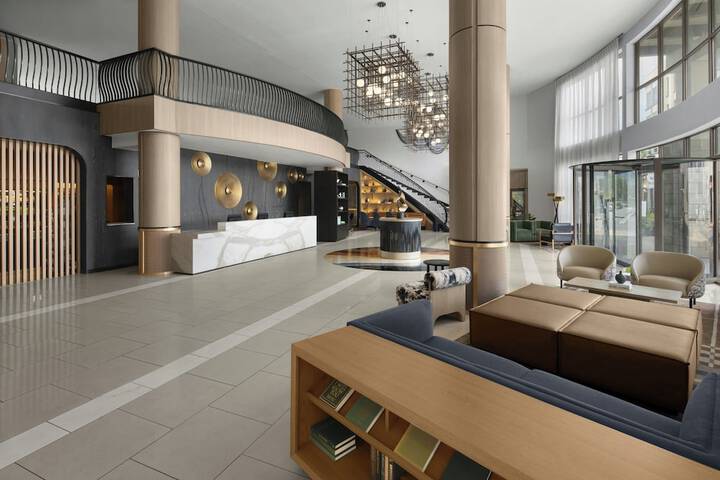 Renaissance Raleigh North Hills Hotel
