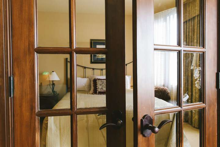 Room 56 of 103
