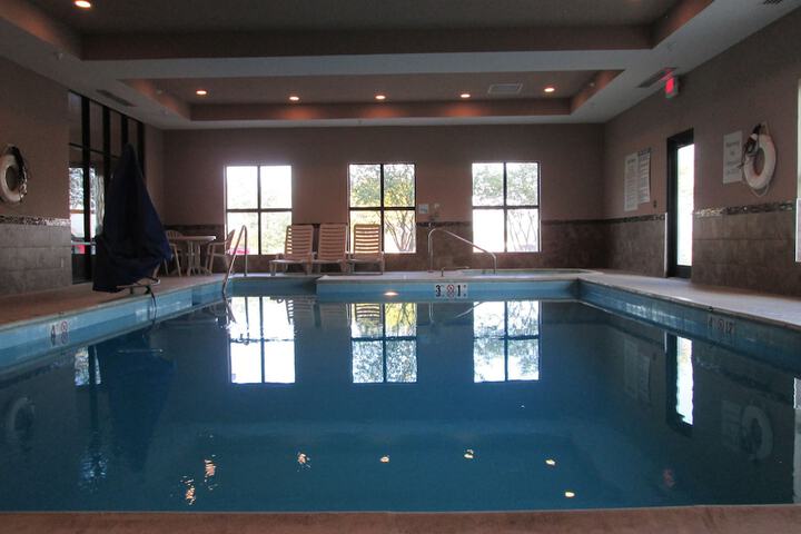 Pool 10 of 81