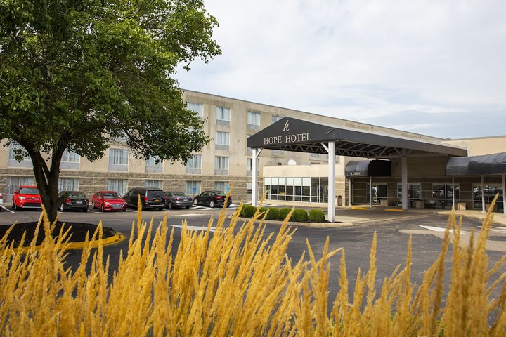 Hotel 2 of 34