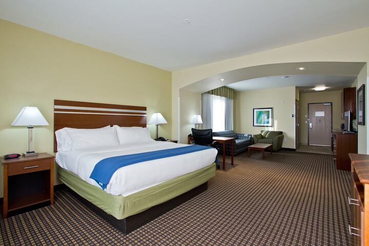 Room 21 of 53