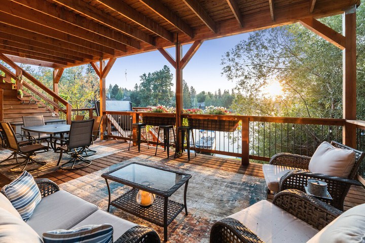 The Inn on Bigfork Bay