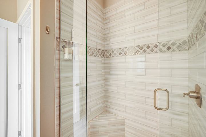 Modern Blaine Condo Rental 1 Mi to Boat Harbor!