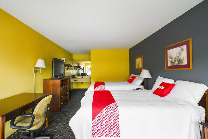 Room 10 of 24